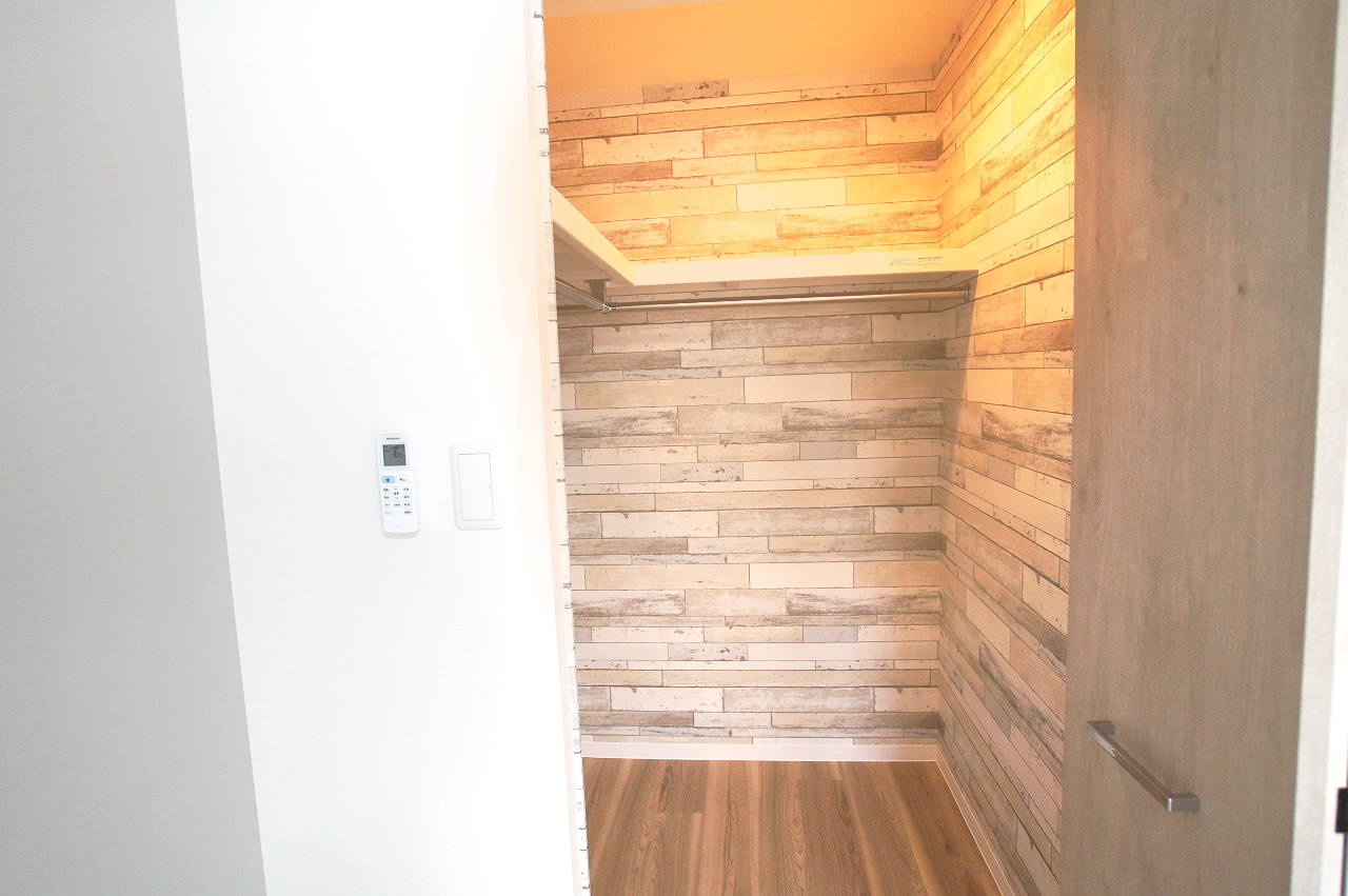 shining布施離宮_01_クローゼット