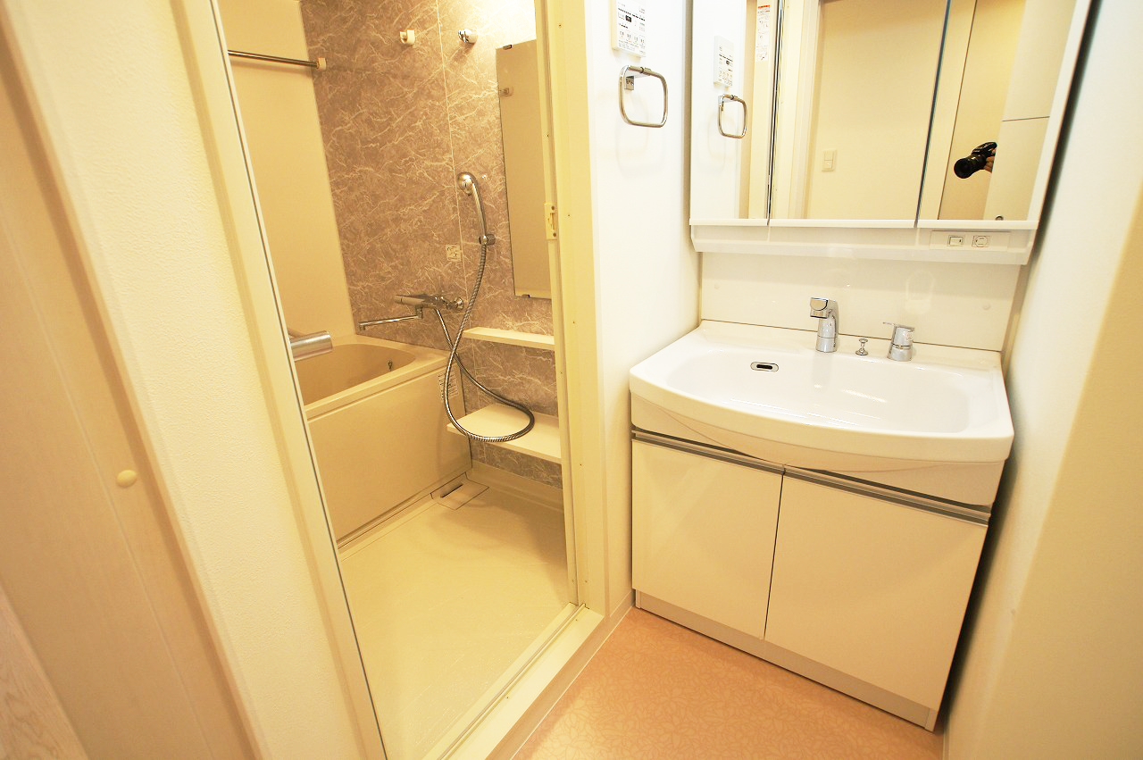 shining布施離宮_03_脱衣室