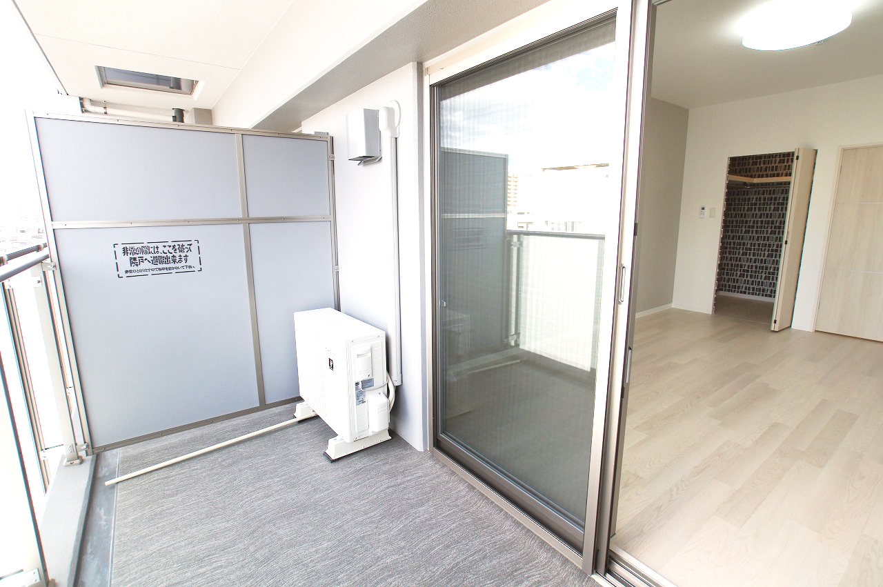 shining布施離宮_04_バルコニー