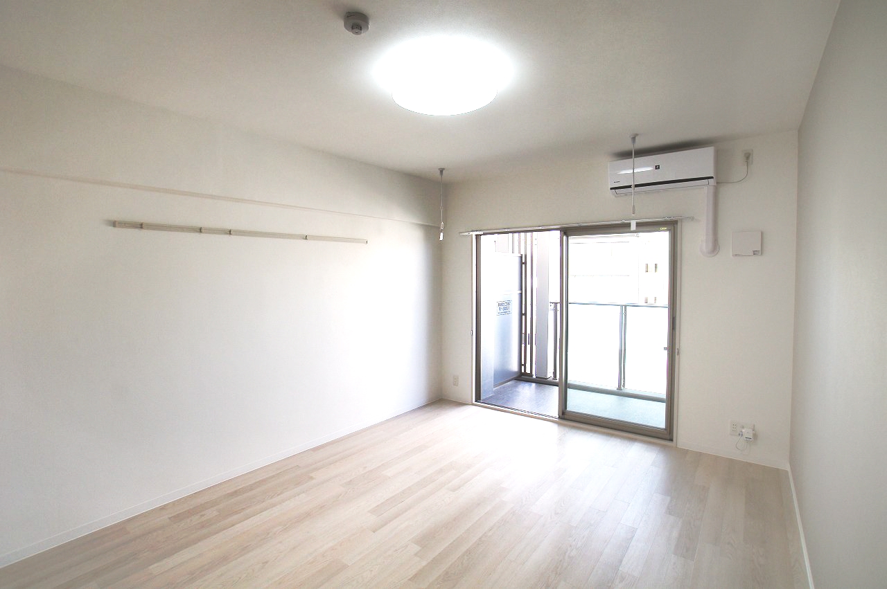 shining布施離宮_04_リビング03